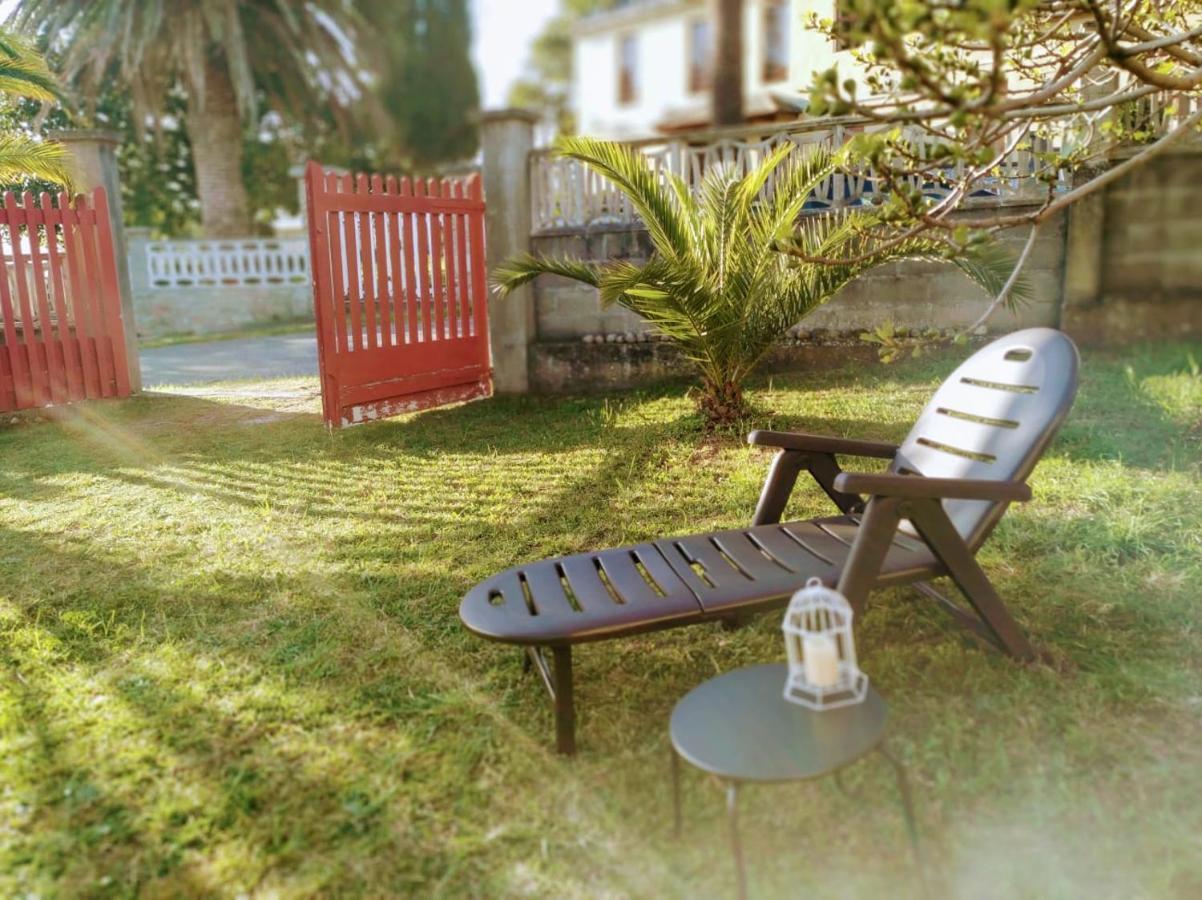 Casa En La Playa De Area Con Finca Privada Viveiro Extérieur photo